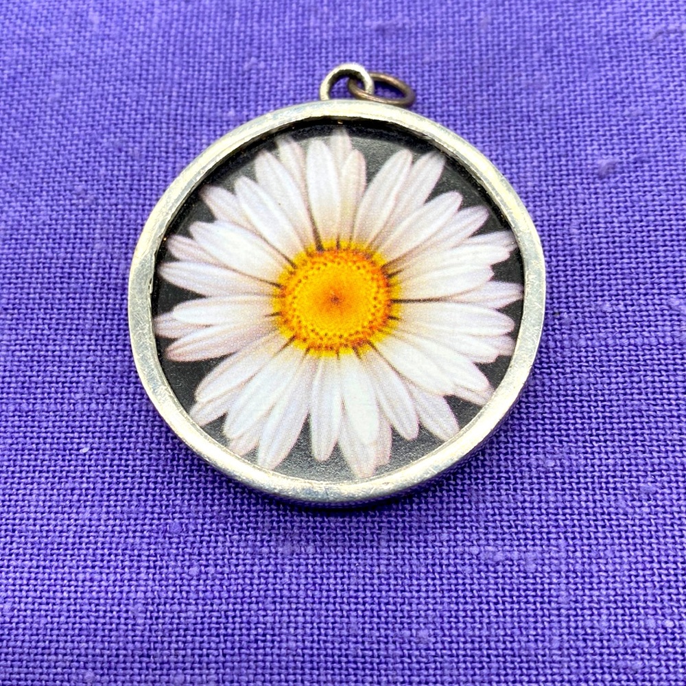 Vintage large reversible charm or pendant from Pick Up stick’s Jewelry 🌼